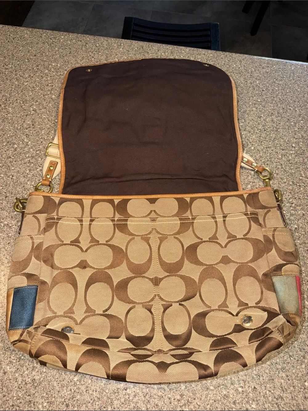 Coach y2k Signature Canvas Messenger Bag with Multicolor Block Trim